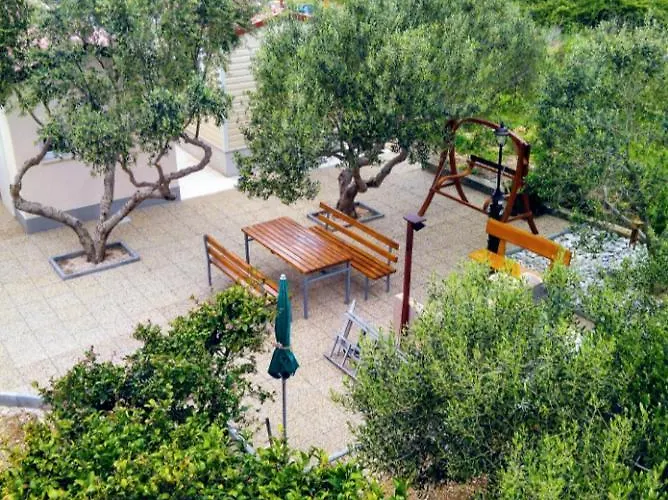 بيت للعطل Manora Guest Pool House