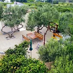 Vikendica Manora Guest Pool House