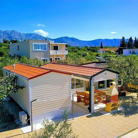 Manora Guest Pool House Σπίτι διακοπών