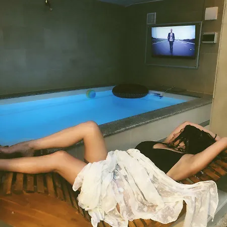 Дом отдыха Manora Guest Pool House