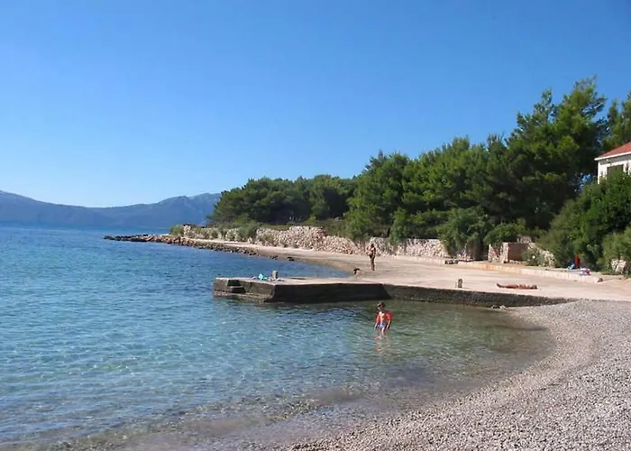 Manora Guest Pool House Sućuraj