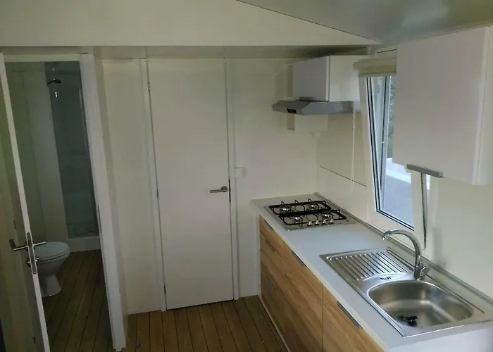 Manora Guest Pool House